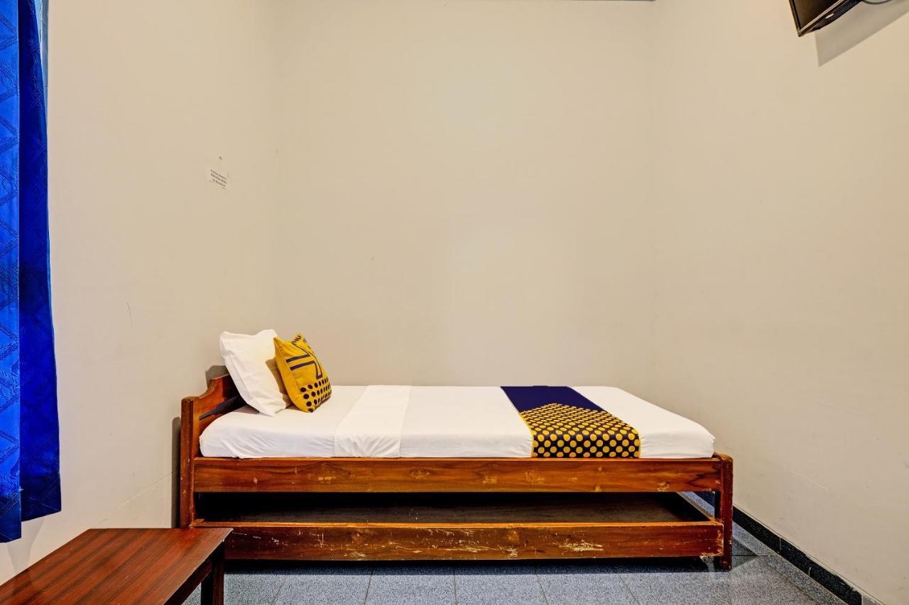 Hotel Spot On 2275 Omah Jm Beran Kidul Exterior foto